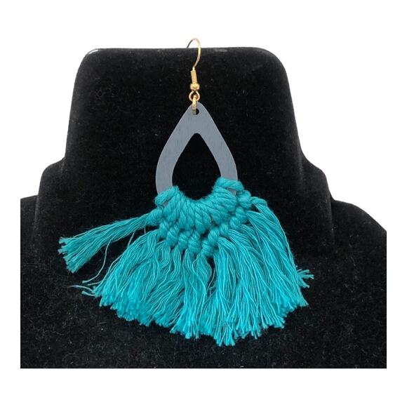 Green Macrame Fan Fringe Cutout Colored Wood Teardrop Bohemian Dangle Earrings - Picture 6 of 12